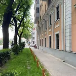 Apartmán Comfort - 5 Min Walk To Nivy Bus Station And Twin Bratislava