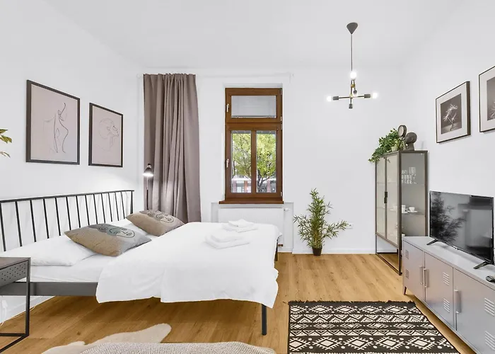 Comfort - 5 Min Walk To Nivy Bus Station And Twin דירה *